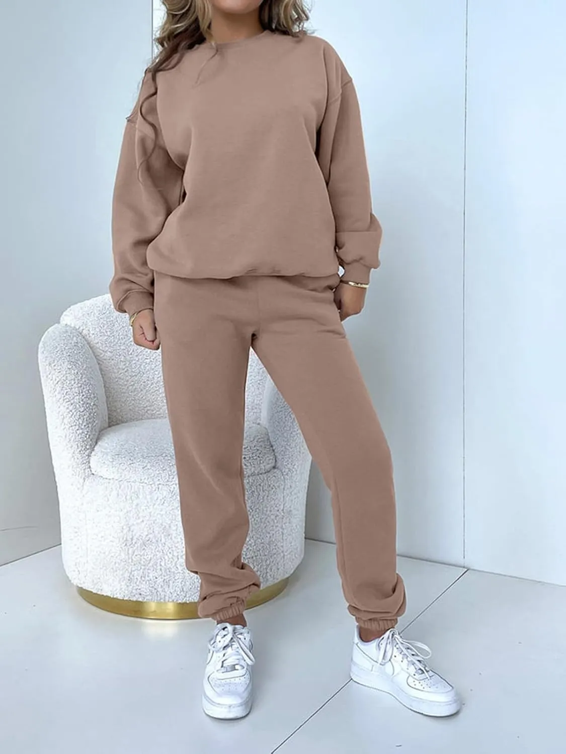 Alunzoem Jogger Sets for Women 2 Piece Sweatsuit Outfits Long Sleeve Pullover Sweatshirt Pants Set Tracksuit